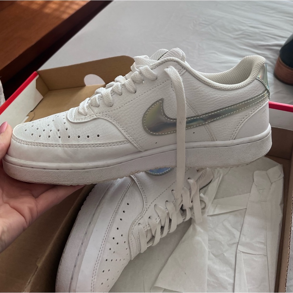 Nike court reflective shoes size 8 - Picture 2 of 4